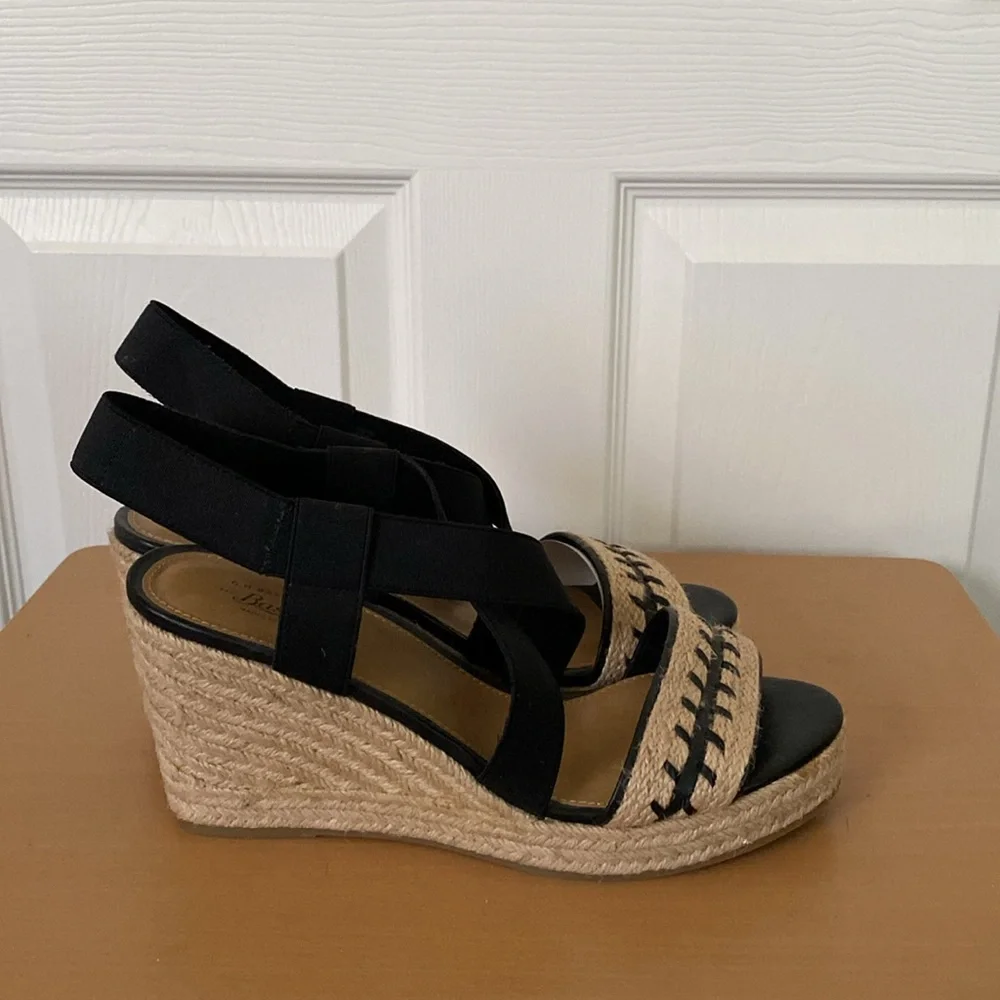 G.H. Bass Rylee Espadrille Wedge Sandals Black and Tan Women’s Size 9.5M
